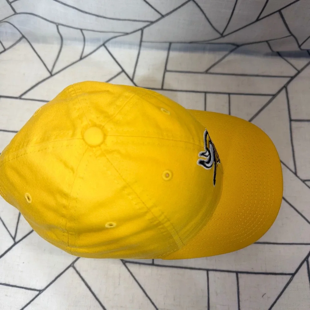 New Era Minnesota Vikings Hat OSFA Yellow 9TWENTY Adjustable Cap Women